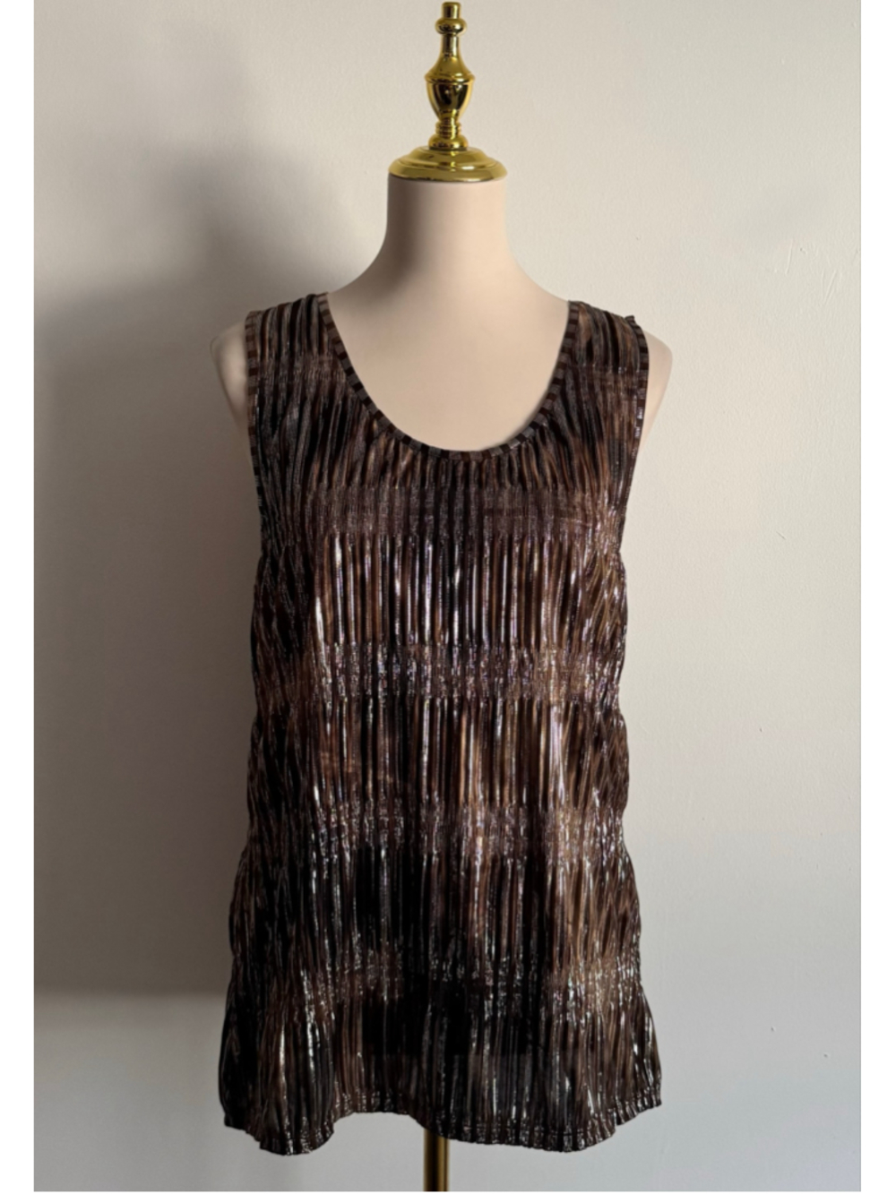 Women's Jennifer Lopez Tank Top Size M Bronze Silver Metallic Pleated